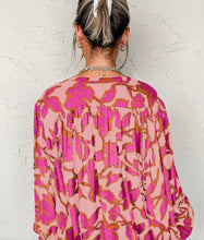 Load image into Gallery viewer, Patty Pink Floral Batwing Top
