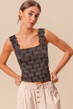 Load image into Gallery viewer, Debbi Seamless Floral Tank