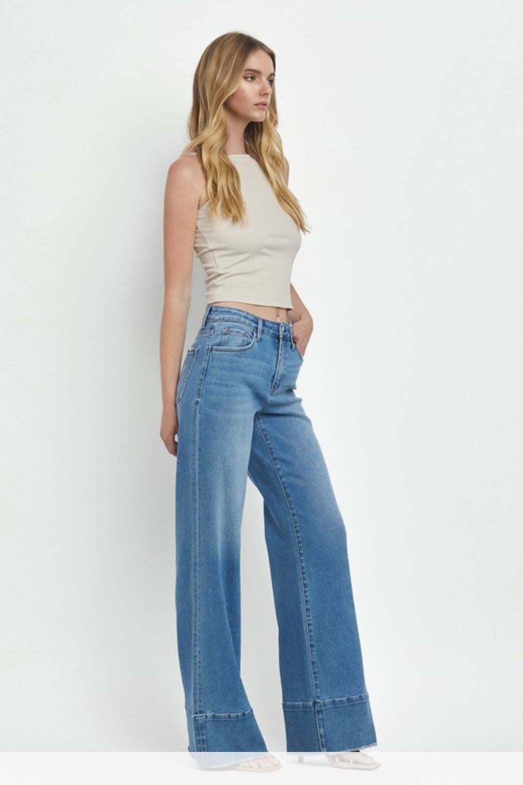 Vervet Liv High Rise A-Line Wide Leg Trousers