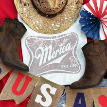 Load image into Gallery viewer, Merica Red Spangles Everyday Tee: S
