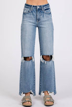 Load image into Gallery viewer, Petra153 - P1371W-MD HIGH RISE STRETCH SLIM WIDE LEG W/ DESTROYED HEM
