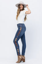 Load image into Gallery viewer, Judy Blue June Mid Rise Relaxed Fit Jeans
