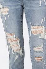 Load image into Gallery viewer, Judy Blue Estelle Lace Patch Mid-Rise Skinny Jeans
